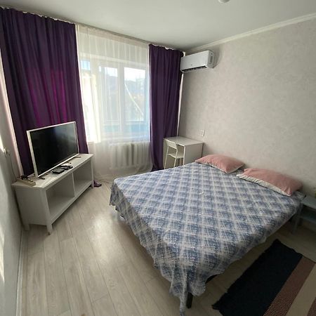 Уютные Апартаменты В Центре Города Aktobe Exterior foto